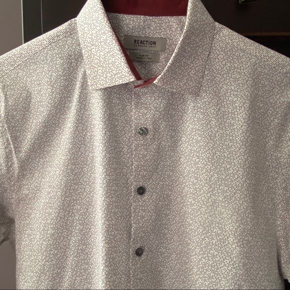 Like New Kenneth Cole Reaction Slim White, Maroon/Blk Shirt - Picture 1 of 4